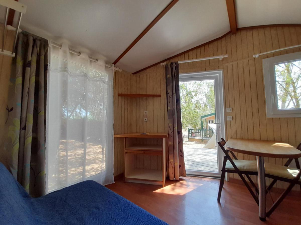 Готель Paradise Challets And Camping Sarrecave Екстер'єр фото