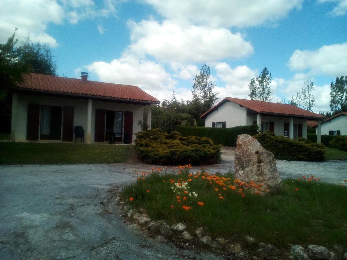 Готель Paradise Challets And Camping Sarrecave Екстер'єр фото